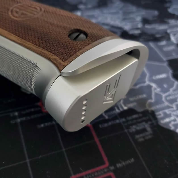 Armory Craft P226 Magwell - Aluminum - BLACK & SILVER image 1