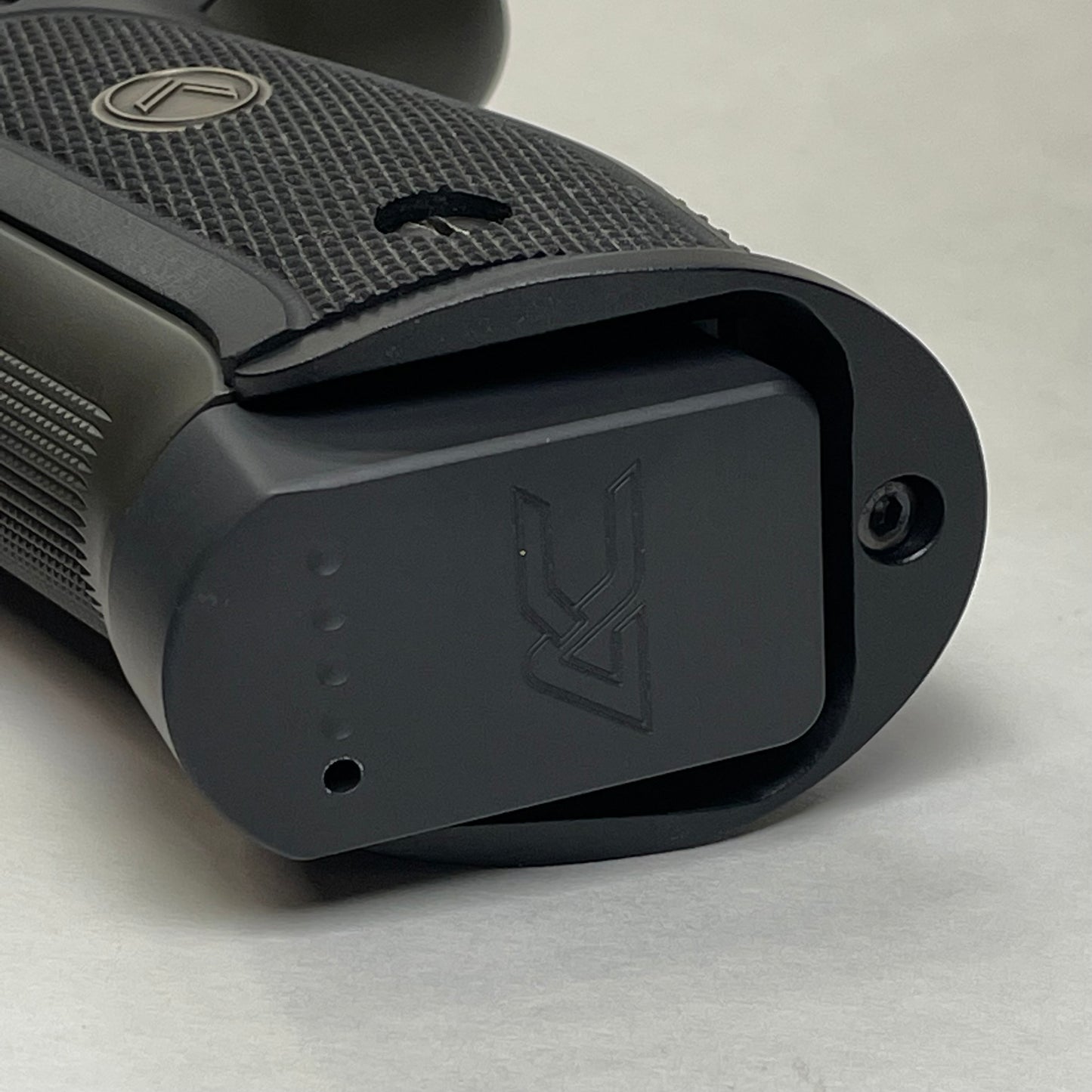 Armory Craft P226 Magwell - Aluminum - BLACK & SILVER image 5