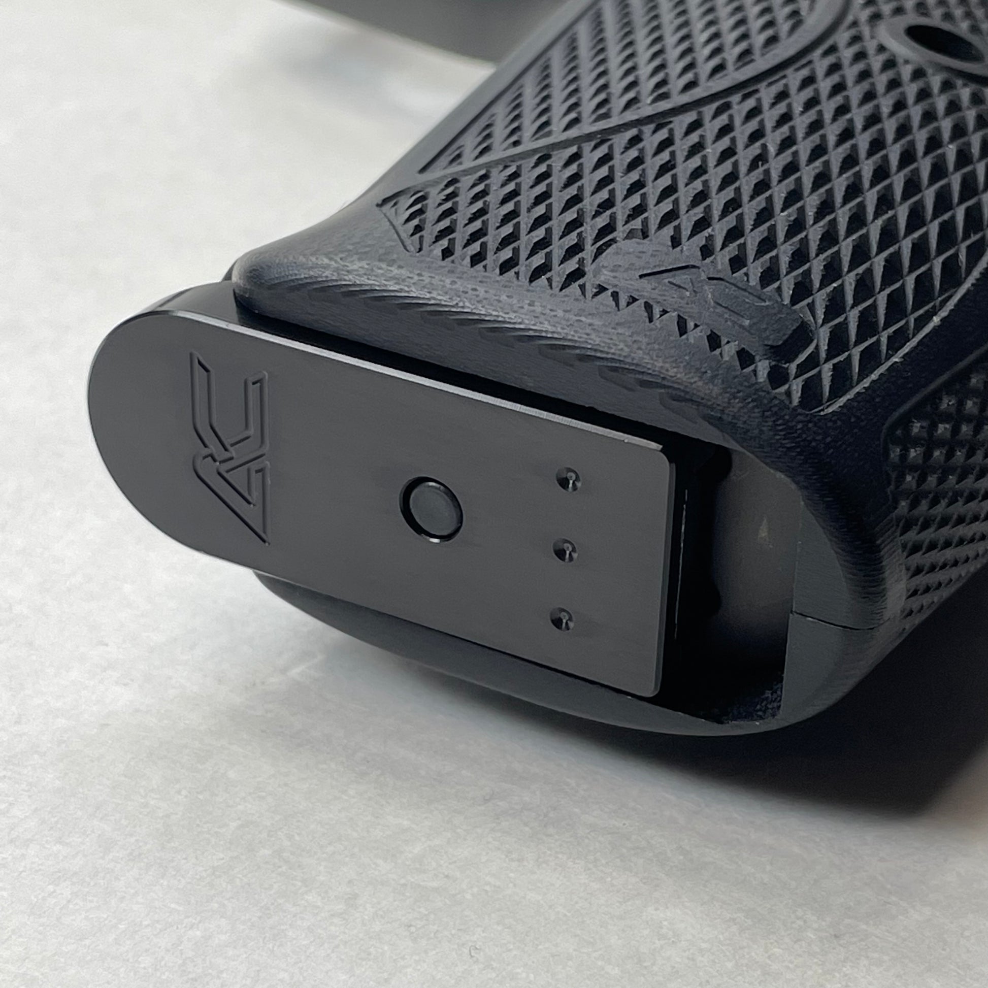 Armory Craft P210A - Base Pad - Low Profile image 2