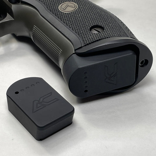 Armory Craft P226 - Plus 2 - STEEL Base Pad - BLACK - SIG & MEC GAR image 1